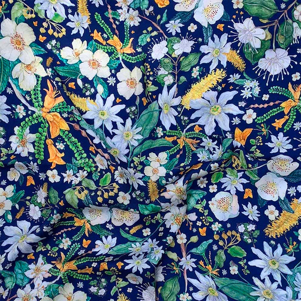 Pañuelo Flores de árboles chilenos

Producido en Chile. 70x70cm