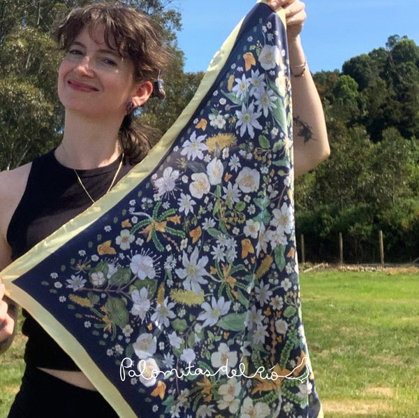 Pañuelo Flores de árboles chilenos  70x70cm